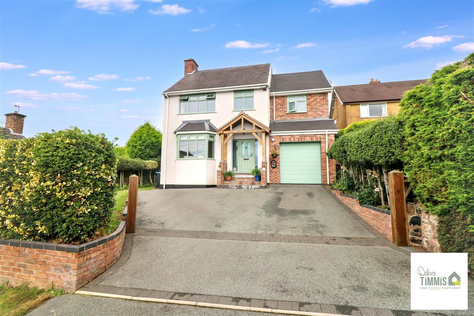 4 bed property in Old Lane, Stoke-On-Trent